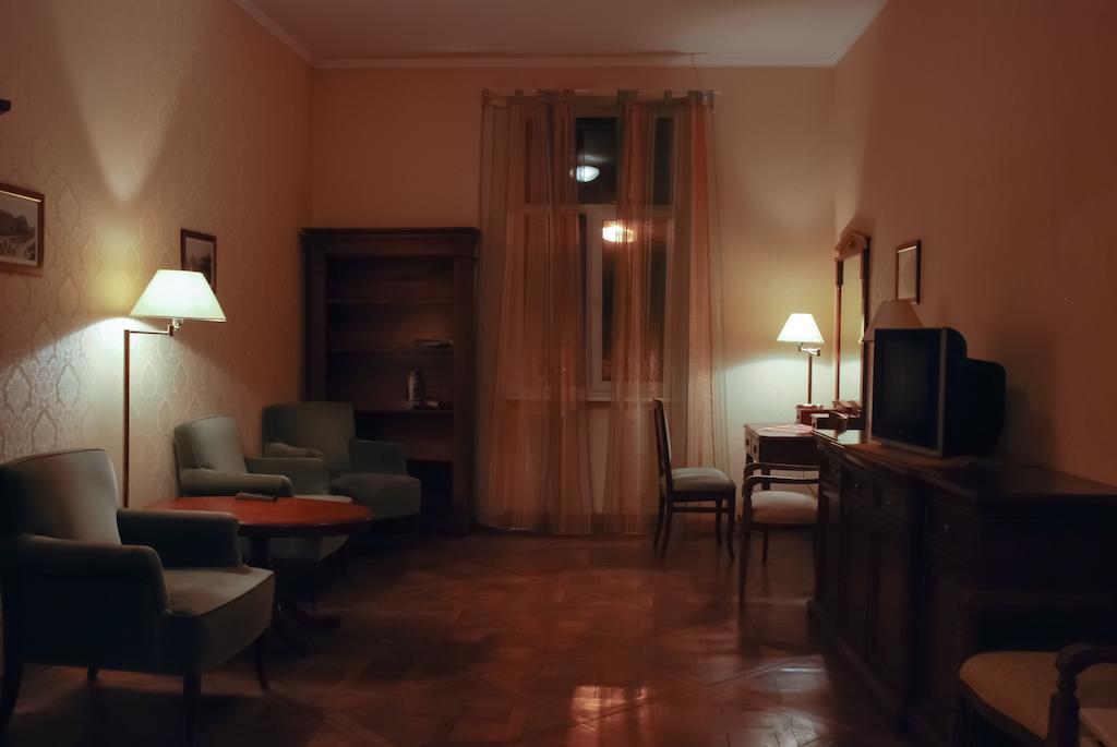 Apartment Central